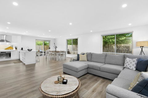 OCEAN BREEZE Family Home - Dalby Accommodation 2