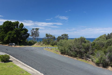 Ocean Crest 10 - Dalby Accommodation 1
