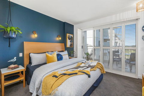 OCEAN RETREAT ON SALT 5203 - Dalby Accommodation 0