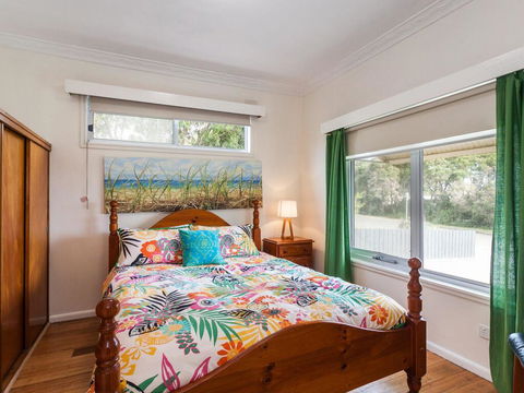 OCEAN SOUNDS - Anglesea - Dalby Accommodation 3