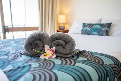 OCEAN VIEWS 10A - Dalby Accommodation 2