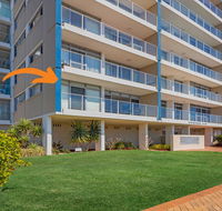 Oceanic 2 - On Main Beach - Dalby Accommodation