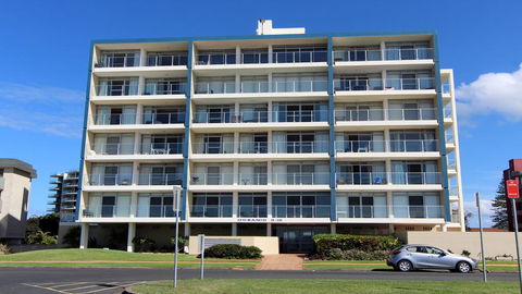 Oceanic 28 - On The Beach! - Dalby Accommodation 0