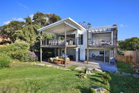 Oceanside  Culburra - Pet Friendly Absolute Beachfront