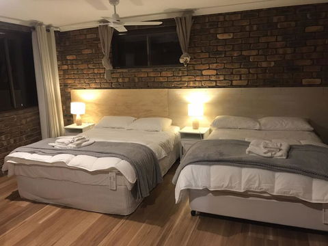 OCT Forest Lodge - Dalby Accommodation 0