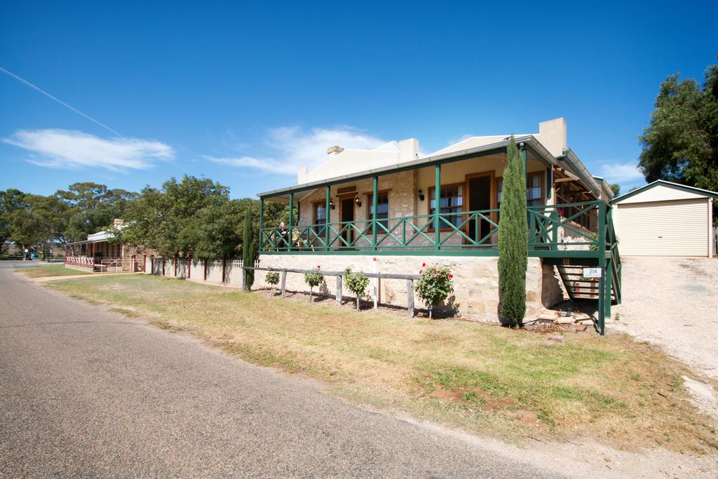 Swanport SA Dalby Accommodation