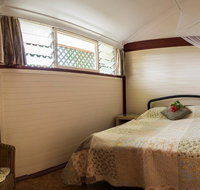 On The Wallaby Lodge - Dalby Accommodation