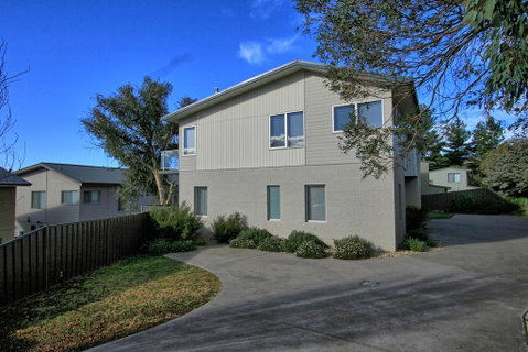 Opus 1/10 Poly Cow Lane - Dalby Accommodation 2