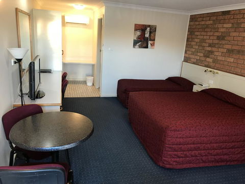 Orange Motor Lodge - Dalby Accommodation 2