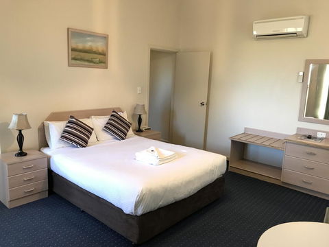 Orange Motor Lodge - Dalby Accommodation 3