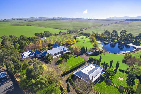 Orchards At Spring Vale Farm - Dalby Accommodation 0