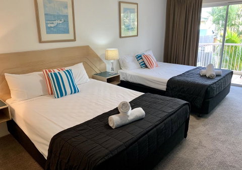 Outrigger Burleigh - Dalby Accommodation 1