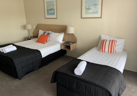 Outrigger Burleigh - Dalby Accommodation 2