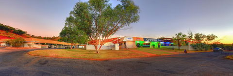 Overlander Hotel - Dalby Accommodation 0