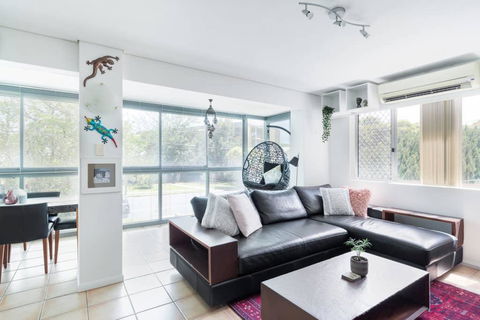 OX - Immaculate Relaxing Breeze Of 2BR Brisbane River - Dalby Accommodation 1