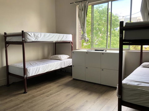 Ozi Inn Backpackers - Dalby Accommodation 2