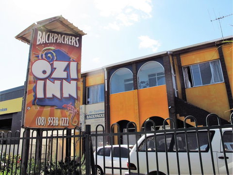 Ozi Inn Backpackers - Dalby Accommodation 0