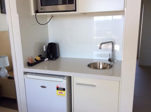 PA Apartments - Dalby Accommodation 3