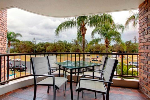 Pacific Blue - Dalby Accommodation 1