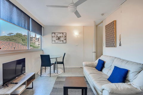 PADDINGTON PAD With PARKING & SMART TV & POOL - Dalby Accommodation 3