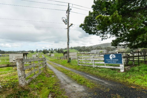 Pakenham Ranges - Dalby Accommodation 0