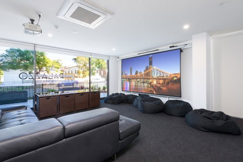 Palazzo Brisbane - Dalby Accommodation 2