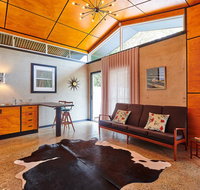 Palm Springs Suite - Dalby Accommodation