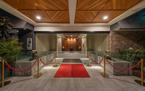 Palms Hotel - Dalby Accommodation 0
