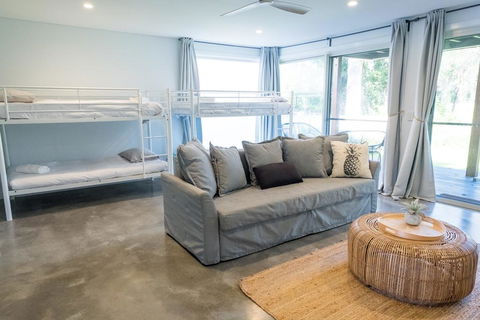 Pandanas Apartments 15A - Mollymook Beach - Dalby Accommodation 2