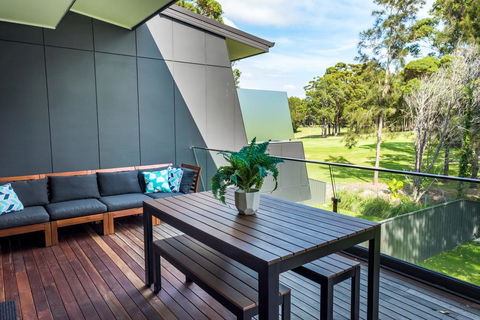 Pandanas Apartments 17A - Mollymook Beach - Dalby Accommodation 1