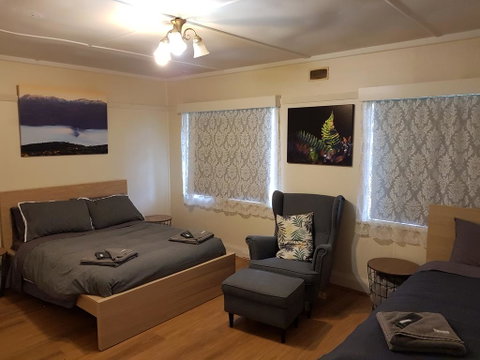 Pandani House - Dalby Accommodation 2