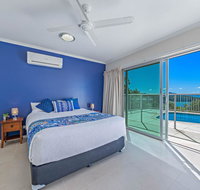Panoramic Island Views - Shute Harbour - Dalby Accommodation
