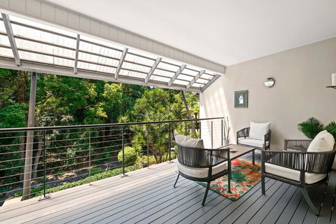 Papillon Coolum - Dalby Accommodation 2