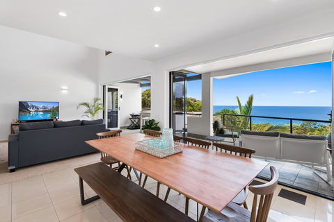 Papillon Coolum - Dalby Accommodation 0
