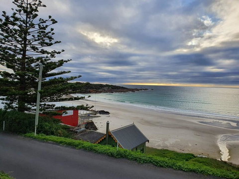 Paradise House, Boat Harbour Beach - Dalby Accommodation 2