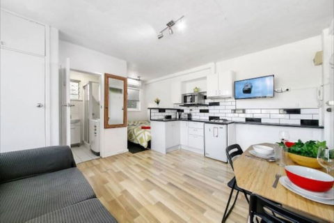 Park St Walk To The Beach - Dalby Accommodation 0