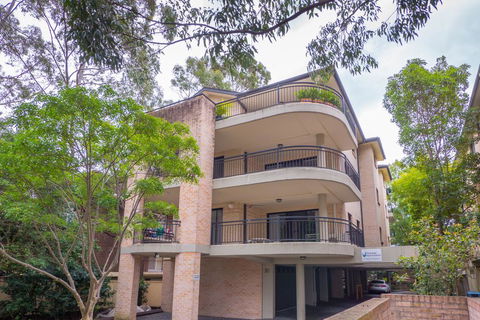Parkside Apartments Parramatta - Dalby Accommodation 0