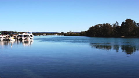 Parkside Marina 1 - CBD Location - Dalby Accommodation 1