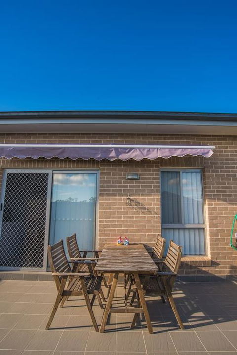 PEACEFUL 2Kingbed RootyHill Townhouse Near Station - Dalby Accommodation 3