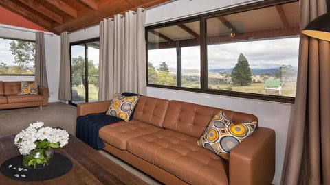 Peak View House - Dalby Accommodation 1