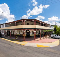 Peel Inn Nundle - Dalby Accommodation