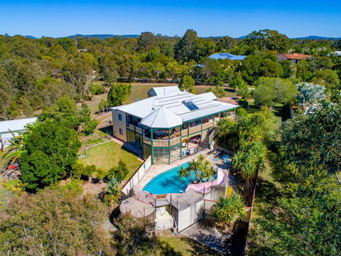 Peregian Beach Acreage, 15 Mins From Noosa Heads - Dalby Accommodation 1