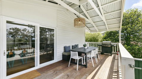 PERIWINKLE - MOUNT MARTHA - Dalby Accommodation 0