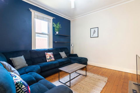 PET FRIENDLY FAMILY HOME WILLOUGHBY - Dalby Accommodation 0