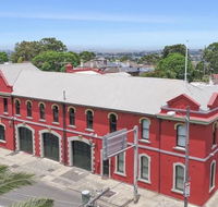 Petersham Firestation Paradise - Dalby Accommodation
