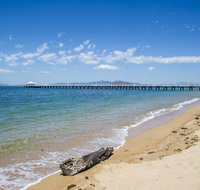 Picnic Bay Apartments Unit 1 - Dalby Accommodation