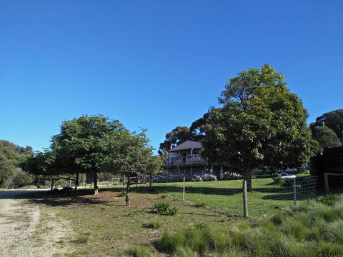 Pine Scrub Beach House - Dalby Accommodation 2