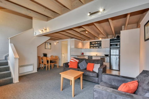 Pinot - Dalby Accommodation 0