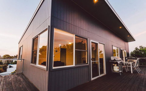 Point Lonsdale Holiday Apartments - Dalby Accommodation 1