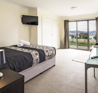 Poley Cow Studio - Dalby Accommodation